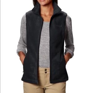 Columbia Women's Black Vest